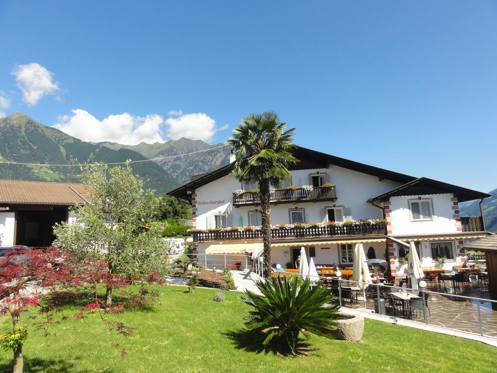 Hotel Garni Schneeburghof Tirolo Esterno foto