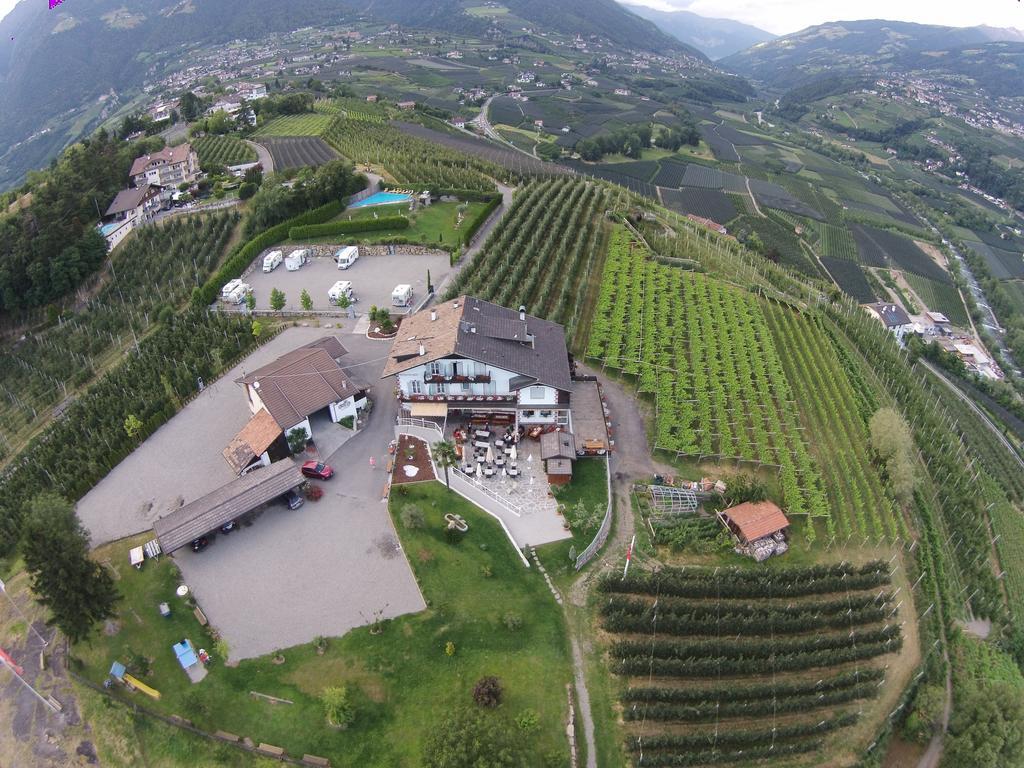 Hotel Garni Schneeburghof Tirolo Esterno foto