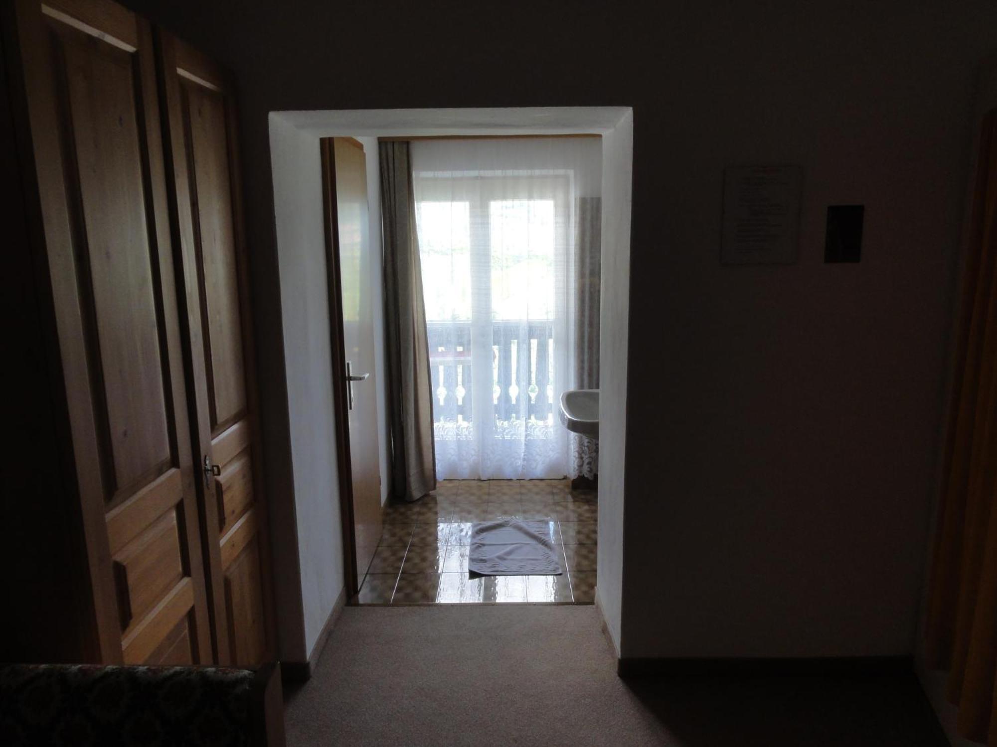 Hotel Garni Schneeburghof Tirolo Camera foto