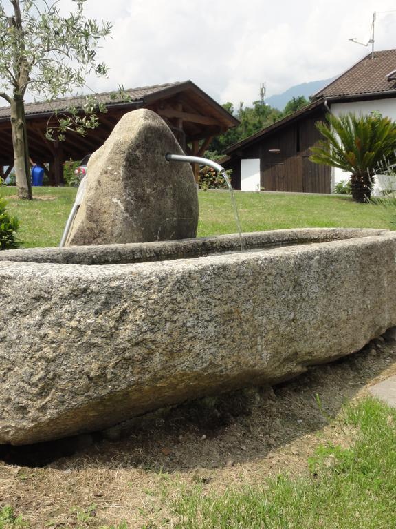 Hotel Garni Schneeburghof Tirolo Esterno foto