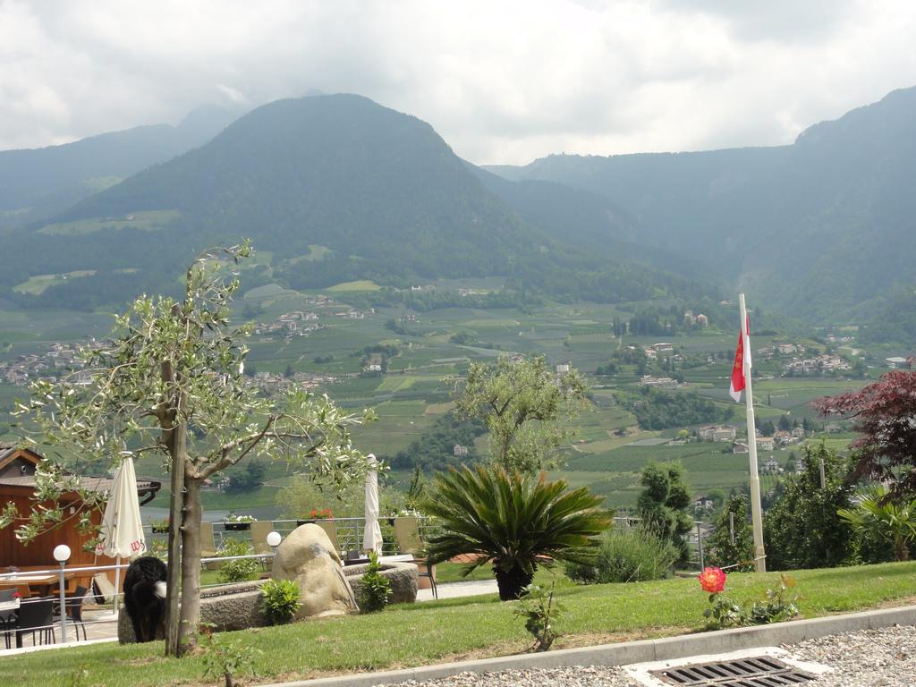 Hotel Garni Schneeburghof Tirolo Esterno foto
