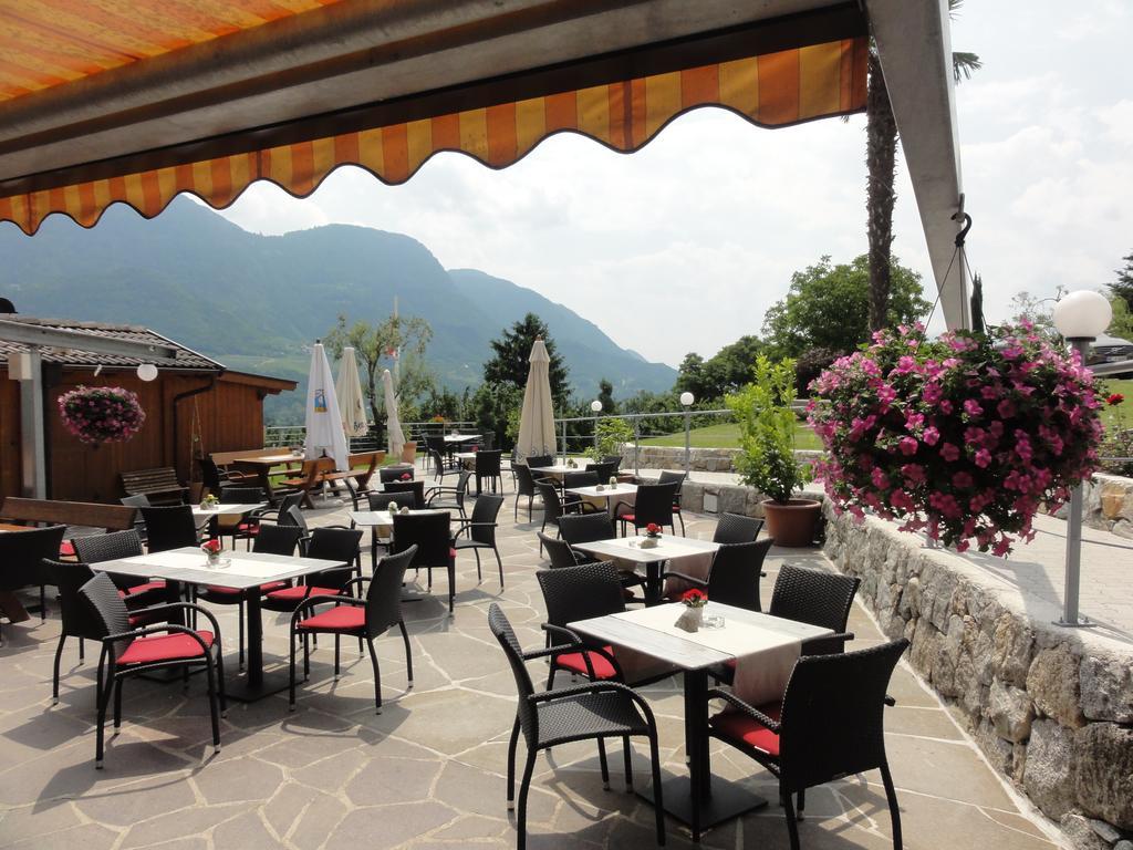 Hotel Garni Schneeburghof Tirolo Esterno foto